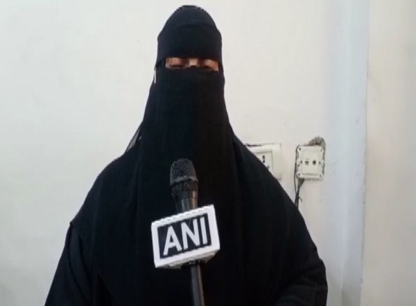 Hyderabad Woman Seeks Help From Govt To Locate Her Husband in Qatar