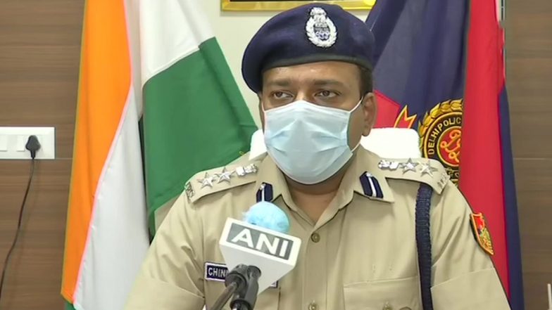 Low-Quality Masks & Fake Sanitiser Supply: Delhi Police PRO Chinmoy Biswal Ask People to Inform If They Have Any Information About it on COVID-19 Helpline Number