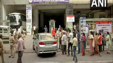 India News | Mumbai: Drive-in COVID Vaccination Centre for Senior Citizens, Disabled at Multi-level Parking
