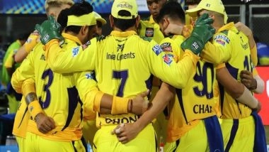 Sports News | CSK Fly Hussey into Chennai in Air Ambulance, Dhoni to Leave for Ranchi Today Afternoon