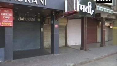 India News | Shops Remain Closed, Strict Police Vigil in Bhopal During 'Corona Curfew' in MP