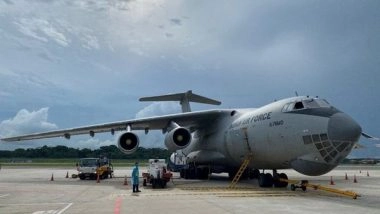 World News | COVID-19: IAF's IL-76 Bringing 3 Cryogenic Oxygen Containers from Singapore