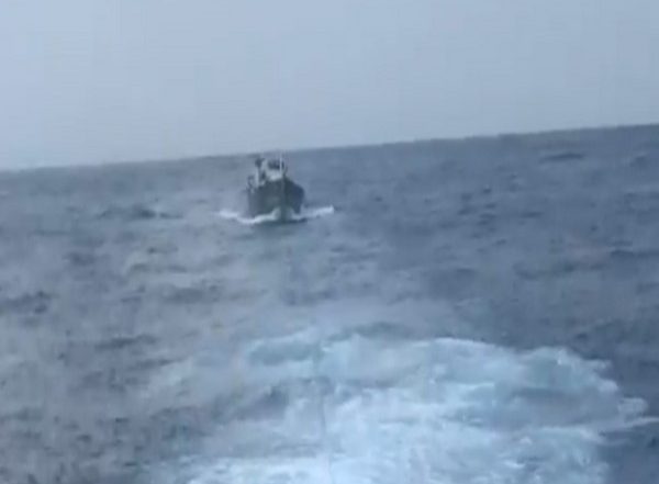 India News | Cyclone Tauktae: Indian Coast Guard Rescues Stranded Boat off Kochi