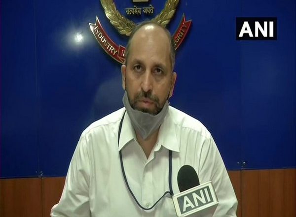 India News | Narada Scam: CBI Arrests Bengal Ministers Firhad Hakim, Subrata Mukherjee, Others