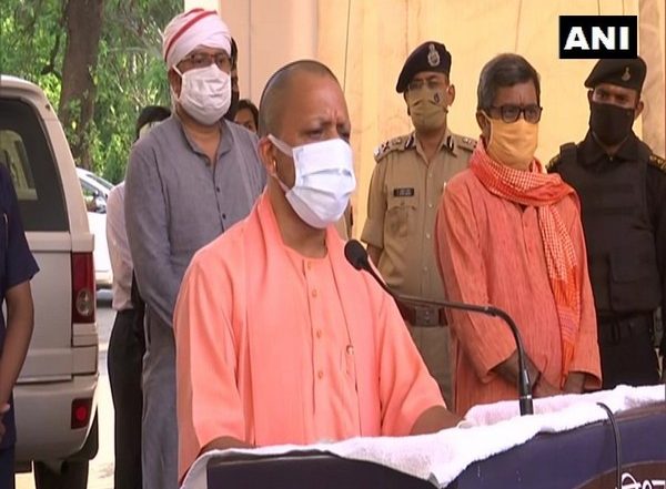 India News | UP Announces Rs 10 Lakh Aid for Kin of Scribes Who Died of Covid-19