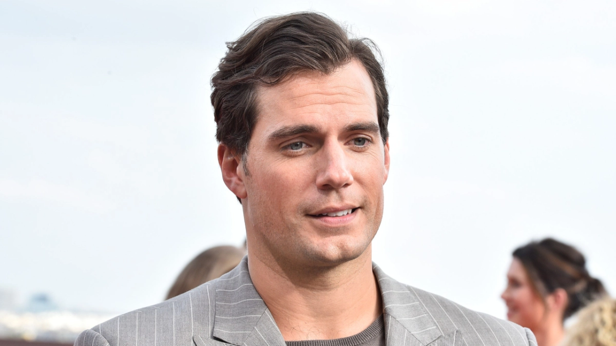 Hollywood News | Henry Cavill to Star in Highlander Reboot | 🎥 LatestLY