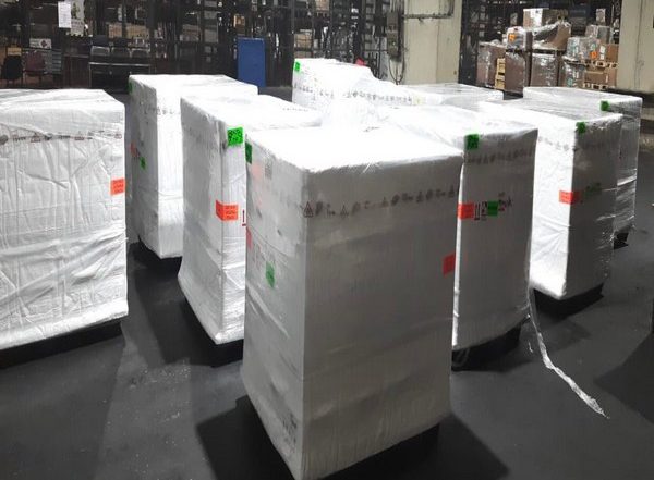 World News | COVID-19: Another 29,021 Vials of Remdesivir Sent by Gilead Sciences Reaches Mumbai