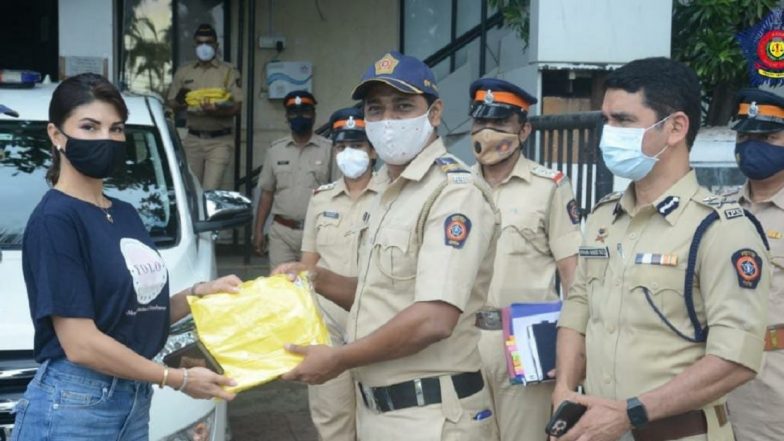 Mumbai Police Thanks Jacqueline Fernandez For Donating Raincoats Ahead Of Monsoon (View Pics)