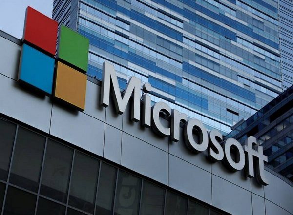 Indian Frontline Workers Worry Job Loss if Fail To Adapt to New Technology, Says Microsoft Report