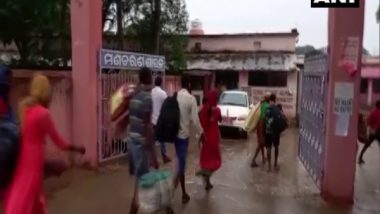 Cyclone Yaas: Locals Evacuated to Shelter Homes in Odisha's Jagatsinghpur