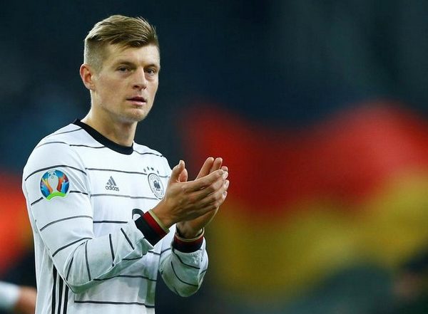 La Liga 2020–21: Toni Kroos Tests Positive for COVID-19, Will Miss Real Madrid’s Final Game Against Villarreal