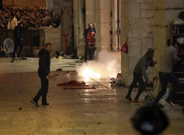 World News | Israel SC Delays Hearing on Eviction of Palestinian Families Amid Jerusalem Violence