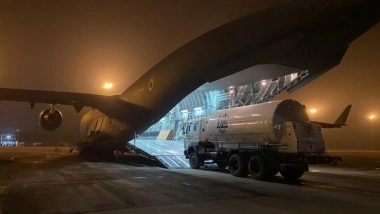 India News | COVID-19: IAF Aircraft Lands in WB's Panagarh Air Base with Cryogenic Oxygen Containers from Singapore
