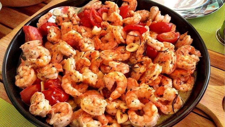 National Shrimp Day 2021: From Butter Garlic Shrimp to Lemon Baked Shrimp, Here Are 5 Mouth-Watering Recipes of America’s Favourite Seafood