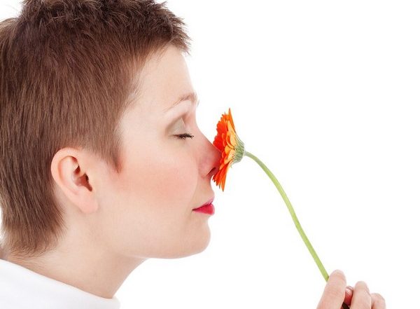 Health News | New Study Links Sense of Smell with Pneumonia