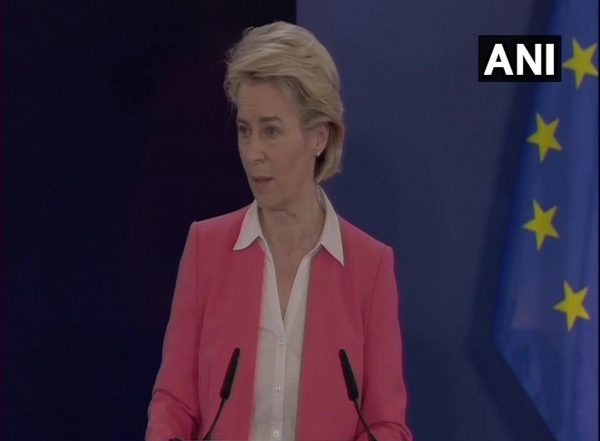 Russia Could Be Cut Off From Financial Markets, Tech Goods in Case Moscow Attacks Ukraine, Says EU Chief Ursula von der Leyen
