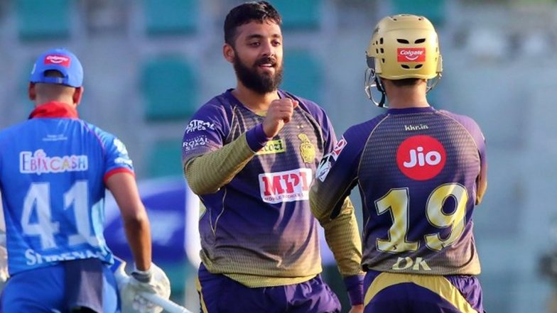 Will Varun Chakravarthy Play Against Chennai Super Kings in IPL 2021 Finals? Mystery Spinner’s Injury Scare Leaves the Fan Sweating!