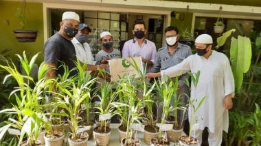 Business News | Greenman Viral Desai Took the Initiative to Give a Tree in Eidi