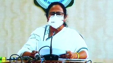 New COVID-19 Guidelines in West Bengal: CM Mamata Banerjee Suspends Local Trains, Makes Mask Mandatory in Public; Know All Restrictions Announced by State Govt