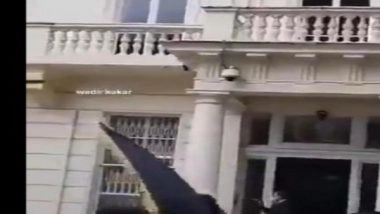 World News | Protesters Vandalise Pakistan High Commission in London over Afghanistan Violence