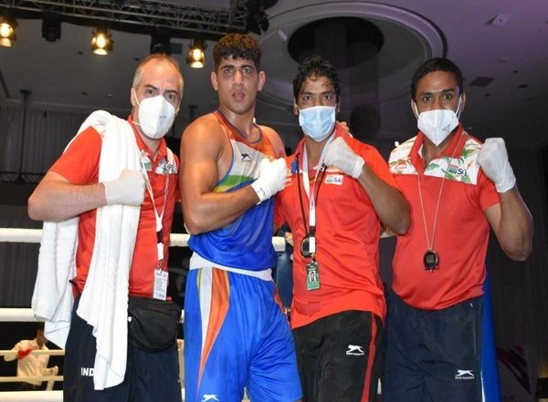 Sports News | Asian Boxing C'ship: Sanjeet Wins Gold, Defeats Rio Olympic Silver Medalist in Final