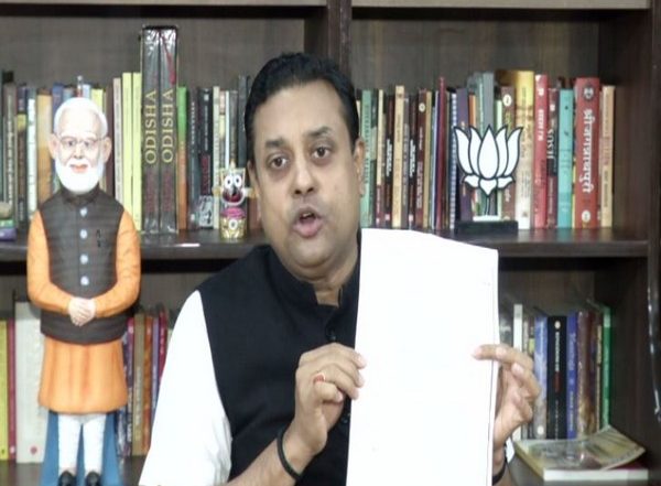 India News | BJP Slams Congress, Saying Party Trying to Tarnish PM's Image Through 'Toolkit'