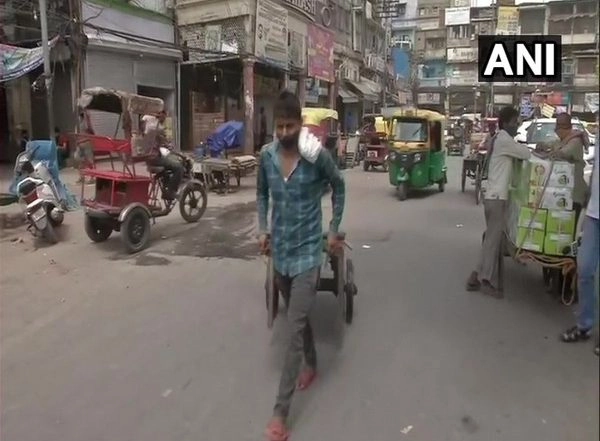 India News | Daily Wage Workers in Delhi's Khari Baoli Market Hit Hard by Lockdowns