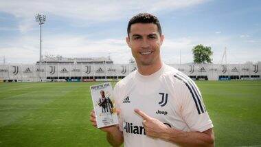 Cristiano Ronaldo Poses With Most Valuable Player of the Year Award Amid Transfer Rumours