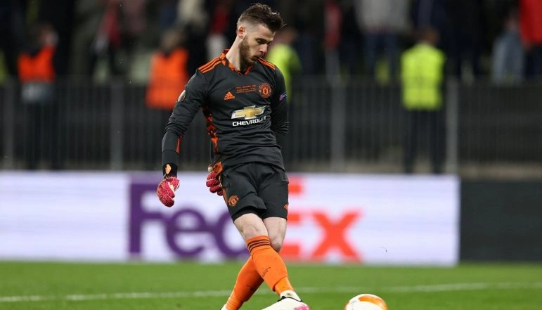 Fans Blame David de Gea for Manchester United's Loss Against Villarreal in UEL 2020-21 
