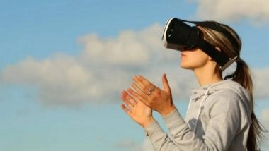 Lifestyle News | Research Demonstrates Unique 'time Compression' Effect of Virtual Reality on People