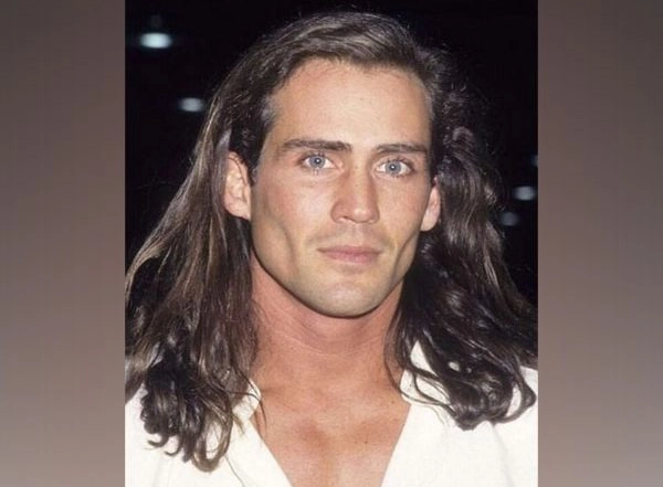 Tarzan Star Joe Lara Dies At 58 In A Plane Crash