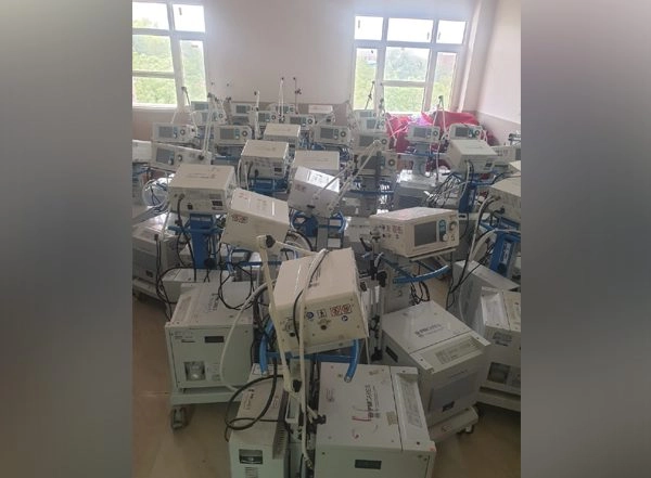 India News | Punjab Official Says About 50 Ventilators Not Installed Due to Logistical Constraints of BEL, Hopes Work Will Be Done in 2-3 Days