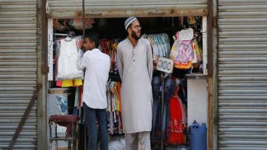 Eid-ul-Fitr 2021: Pakistan Traders Defy Govt's COVID-19 Rules, Vow to Keep Businesses Open Till Eid