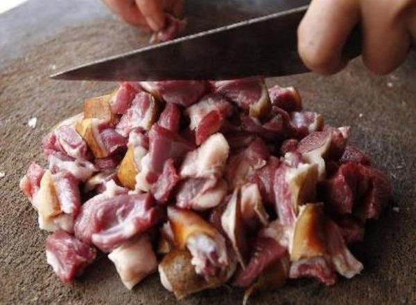 Eid-ul-Fitr 2021: Kerala Allows Meat Shops to Function Till 10 PM Today for Home Delivery