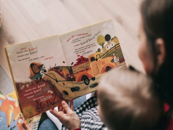 Storytelling Provides Physiological and Emotional Benefits to Hospitalised Children: Study