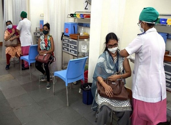 India News | Total Covid-19 Jabs Administered in India Rises to 15.68 Crores