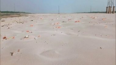 Uttar Pradesh: Bodies Found Buried in Sand on Banks of Ganga in Prayagraj