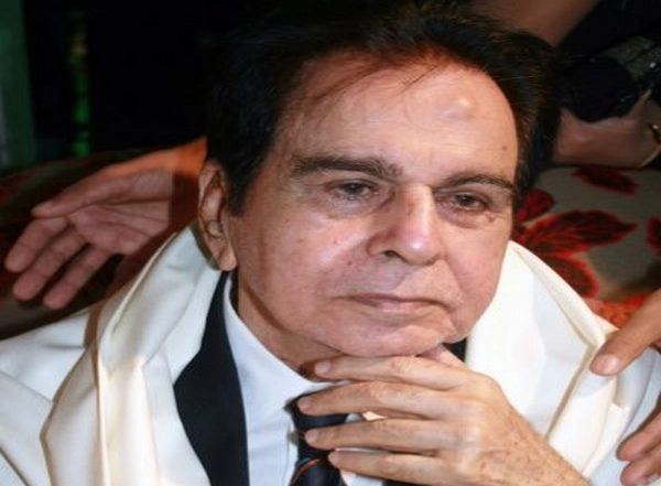 Entertainment News | Dilip Kumar Likely to Be Discharged from Hospital Tomorrow