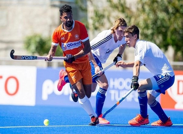 Sports News | Working Extremely Hard to Make It to Indian Olympic Squad: Birendra Lakra