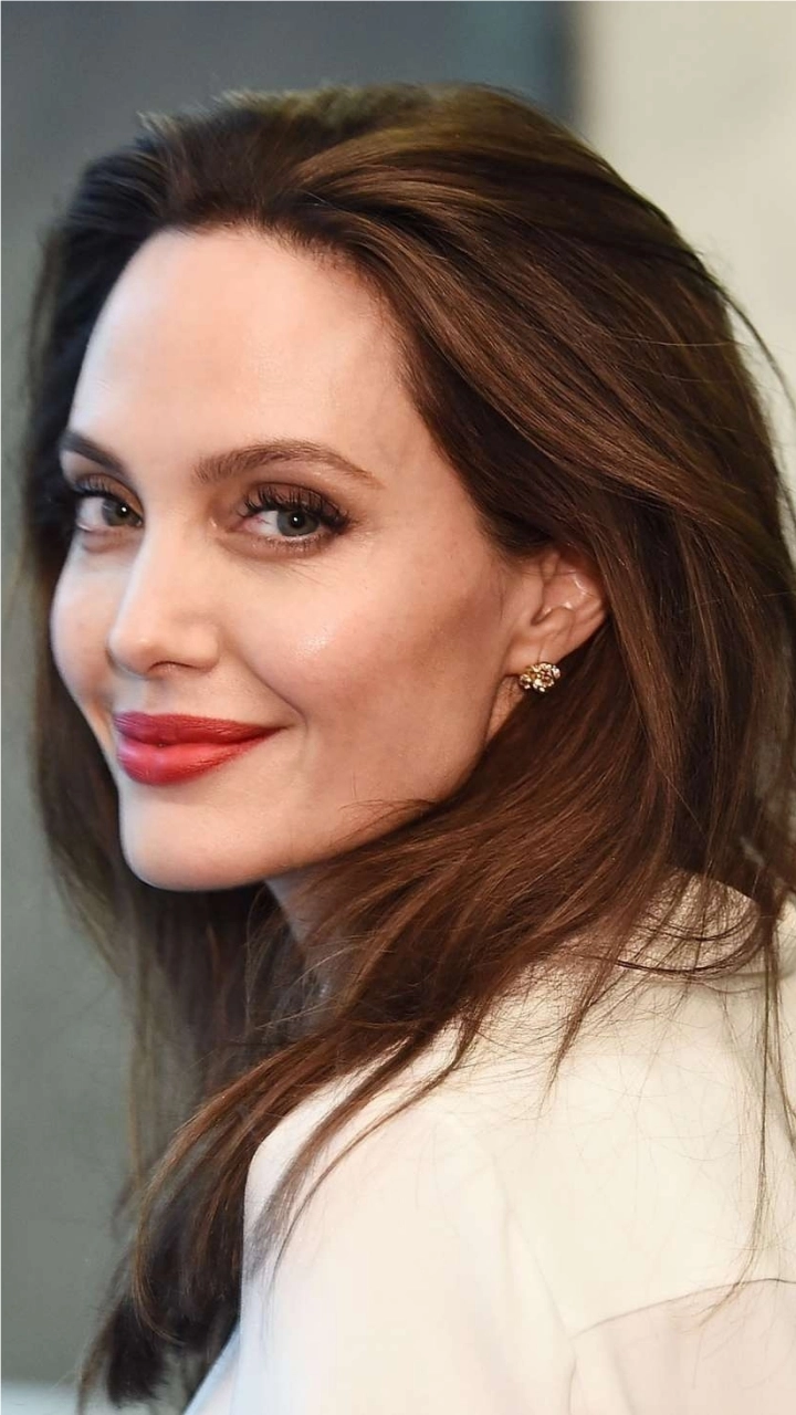 June 4 Celebrity Birthdays: Check List of Famous Personalities Born Today