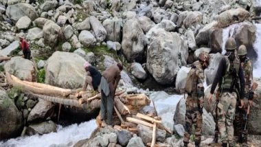 India News | Amid Heavy Rain, Freezing Temp at 9000 Ft, Indian Army Constructs Footbridge in J-K's Rajouri