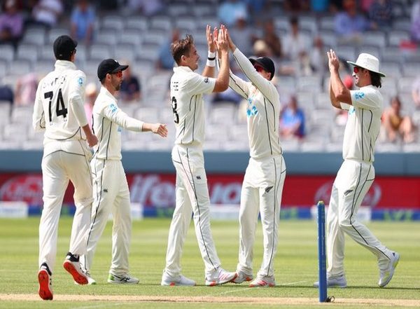 Sports News | Eng Vs NZ, 1st Test: Southee Scalps Six as Visitors Extend Lead to 165 After Burns Show