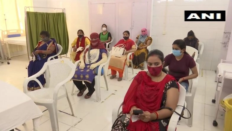 Yogi Adityanath Govt Launches Special ‘Pink Booths’ for Vaccinationg Women in Uttar Pradesh