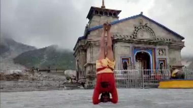 Acharya Santosh Trivedi Protests in 'Shirshasana' Outside Kedarnath Shrine Against Formation of Uttarkhand Char Dham Devasthanam Management Board