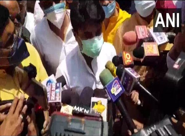 India News | Jyotiraditya Scindia Welcomes 'younger Brother' Jitin Prasada in BJP