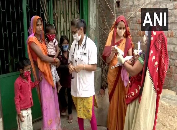 India News | Ahmedabad Prepares for COVID-19 Third Wave, Conducts Paediatric Survey to Identify Vulnerable Children