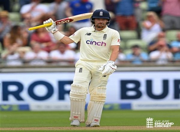 Sports News | Eng Vs NZ, 2nd Test: Burns, Lawrence Shine as Hosts Register 258/7 on Day One