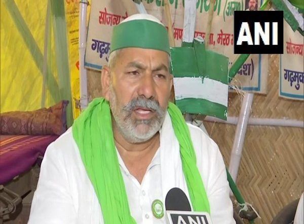 India News | We Don't Engage in Violence; Police, Govt Want to Instigate Farmers: Rakesh Tikait