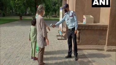 India News | People Visit Delhi Monuments on First Day of Reopening After COVID-19 Lockdown