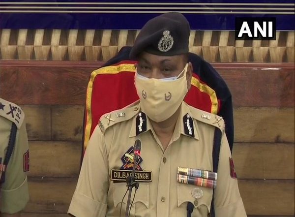 Jammu and Kashmir: ‘Police Has Details of Foreign Terrorists Lying Low in Sopore’, Says DGP Dilbag Singh